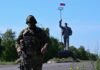 Окупанти в “ДНР” випустили святкове печиво в честь “визволення” Маріуполя