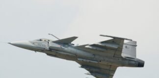 Українські пілоти вже навчаються на винищувачах Gripen