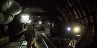 У Китаї стався один із найстрашніших вибухів на шахті за десятиліття: загинули 90 людей