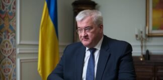 Україна тримає позиції, у нас є карти, – Сибіга