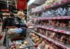 Замість смітника – людям: що таке фудбанкінг і як це може працювати в магазинах України