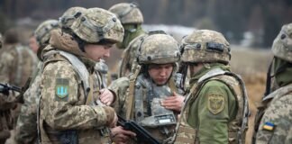 Уряд України придумав, як знайти гроші на зарплати військовим, – джерело