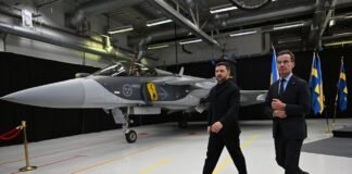 Швеція продасть Україні винищувачі Gripen кількох модифікацій