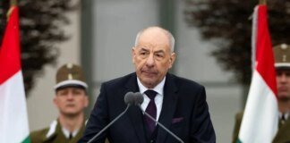 Верховний суд Угорщини залишив президента без юридичного захисту від відставки