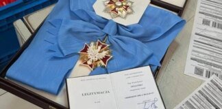 Орден Білого орла Зеленського вже у Польщі: яка його подальша доля
