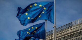 Українці мобілізаційного віку, які вже перебувають у ЄС, не втратять тимчасовий захист – Єврокомісія