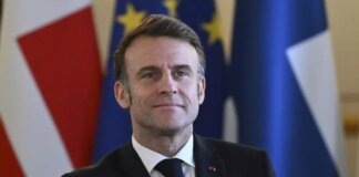 Макрон: європейці мають бути за столом перемовин щодо завершення війни в Україні