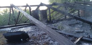Ворожий дрон Герань-2 пошкодив дитячий садок та житлові будинки у Сумах
