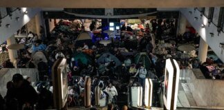 Понад 41 тисяча людей ховалися у метро Києва під час нічної атаки рф – це рекорд