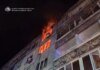 росіяни атакували Павлоград, спалахнула пожежа у багатоповерхівці