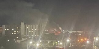 Нічна атака на Крим спричинила пожежі та знеструмлення Севастополя