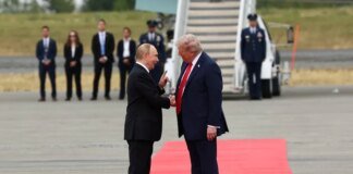 путін і Трамп не обговорювали можливу зустріч із Зеленським у США – ушаков