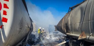 росія вдарила по стоянці з бензовозами і газовозом на півдні Одещини, є загиблий та поранені