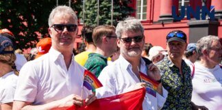 10-й КиївПрайд Марш відбувся в центрі столиці – противники зібрались без сутичок