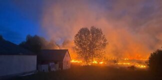 російська атака на Балаклію забрала життя жінки, пошкоджені будинки та магазин