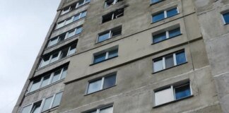 російський БПЛА влучив у багатоквартирний будинок у Харкові, жінка зазнала стресу