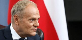 Скандал з орденом. Глава польського уряду визнав: президент Навроцький потішив Путіна
