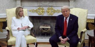 Трамп знову заявив, що прем’єр-міністр Італії попросила зробити фото на G7 та поглибив суперечку