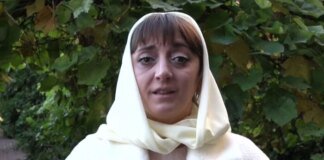 Одеська єпархія УПЦ відлучила від причастя активну фанатку Московської церкви Кохановську