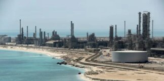 У Саудівській Аравії розбився гелікоптер нафтової компанії: загинули 14 людей