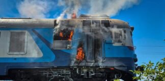 На Закарпатті під час руху загорівся приміський дизель-поїзд