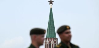 Москва ставить ППО на житлові висотки і перетворює мешканців на “живий щит”