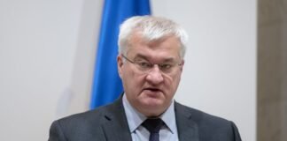 Сибіга пояснив українські “далекобійні санкції” проти Москви