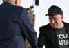 Ілон Маск тепер перший у світі трильйонер і може подвоїти цю суму