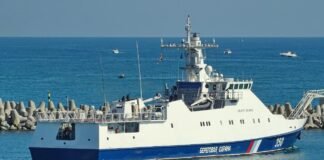 Супутник показав, що залишилося від російського корабля “Ізумруд” після удару