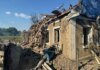 Удар по Олександрівці на Донеччині: одна людина загинула, двоє поранені