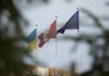 У Вишневому під Києвом триває пожежа після ракетного удару рф, евакуюють людей – Зеленський
