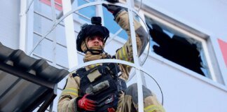 росія атакувала "Нову пошту" не лише у Дніпрі – логістична компанія зазнала удару рф у двох областях