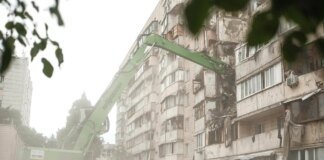 Рятувальники завершили роботи на всіх локаціях після атаки рф на Київ