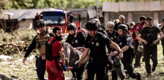 Ворог ударив КАБом по Харкову, на цивільному підприємстві постраждали 8 людей