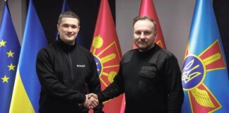 Сергій "Флеш" Бескрестнов слідом за Стерненком іде з посади радника міністра оборони після відходу Федорова
