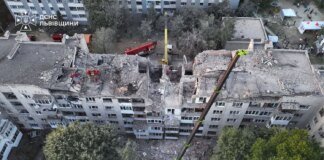 У Львові під завалами можуть перебувати ще двоє людей після ворожої атаки
