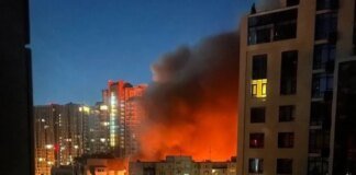 Росія атакує Київ безпілотниками та ракетами, є влучання у будинок, є постраждалі