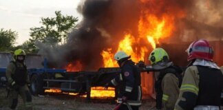 Удар балістикою по Одещині: в ДСНС показали наслідки атаки росіян (відео)