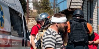У Харкові вже понад 20 постраждалих після авіаудару РФ (фото наслідків)