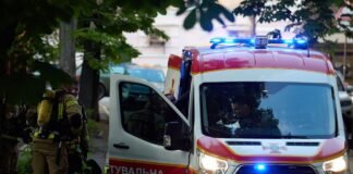 РФ вдарила дроном по підприємству у Харкові, є поранені