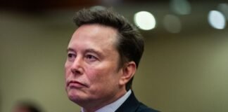 Маск розповів, як Росія отримала Starlink для використання у війні проти України