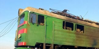 РФ дроном атакувала електровоз на Дніпровщині: можливі затримки поїздів