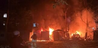 Після атаки РФ на Одесу у місті пожежі та є постраждалий