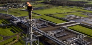 Європа не встигне заповнити газосховища до зими, – Reuters