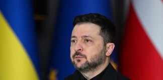 Чому саме зараз? Джерела назвали причини, навіщо Зеленський міняє Кабмін