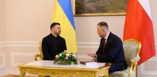 Навроцький не зміг вирішити із Зеленським питання Волинської трагедії та УПА