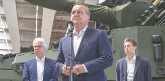 Пісторіус міг випадково підтвердити передачу Україні найсучасніших гаубиць RCH-155 – Bild