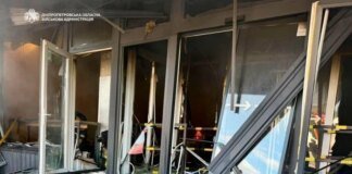 Росія атакувала логістичну компанію у Павлограді, спалахнула пожежа