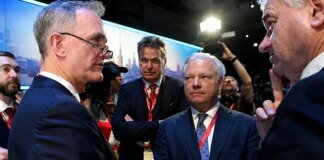 Білий дім таємно відправив соратника Трампа на переговори з Кремлем – FT