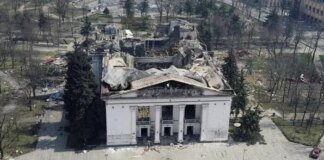 Росія зняла пропагандистський фільм про драмтеатр у Маріуполі: Лубінець звернувся до ООН